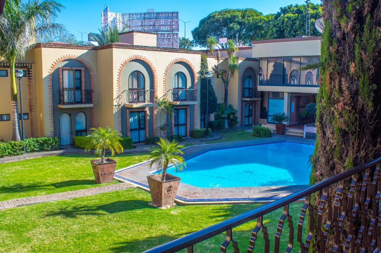 Hotel Villa Capri Morelia Exterior photo